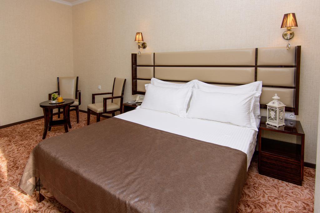 Apart Hotel MX Tbilisi Buitenkant foto